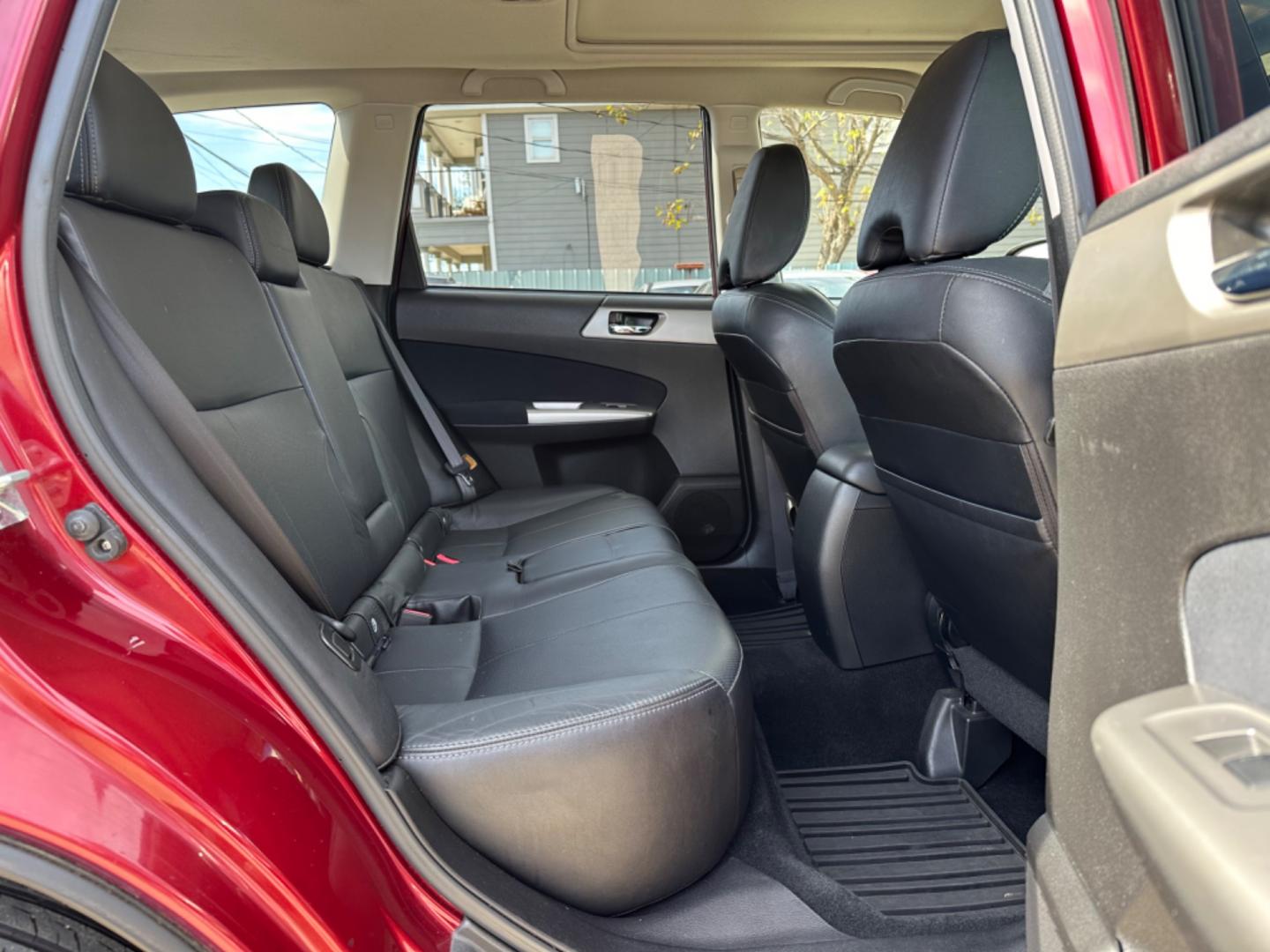 2009 Red /Black Subaru Forester X Limited (JF2SH64619H) with an 2.5 engine, Automatic transmission, located at 1501 West 15th St., Houston, 77008, (713) 869-2925, 29.797941, -95.411789 - Photo#5